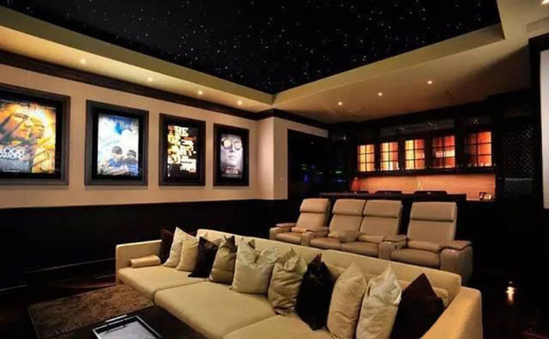 室內聲音的變化過程：增長、穩定和衰減